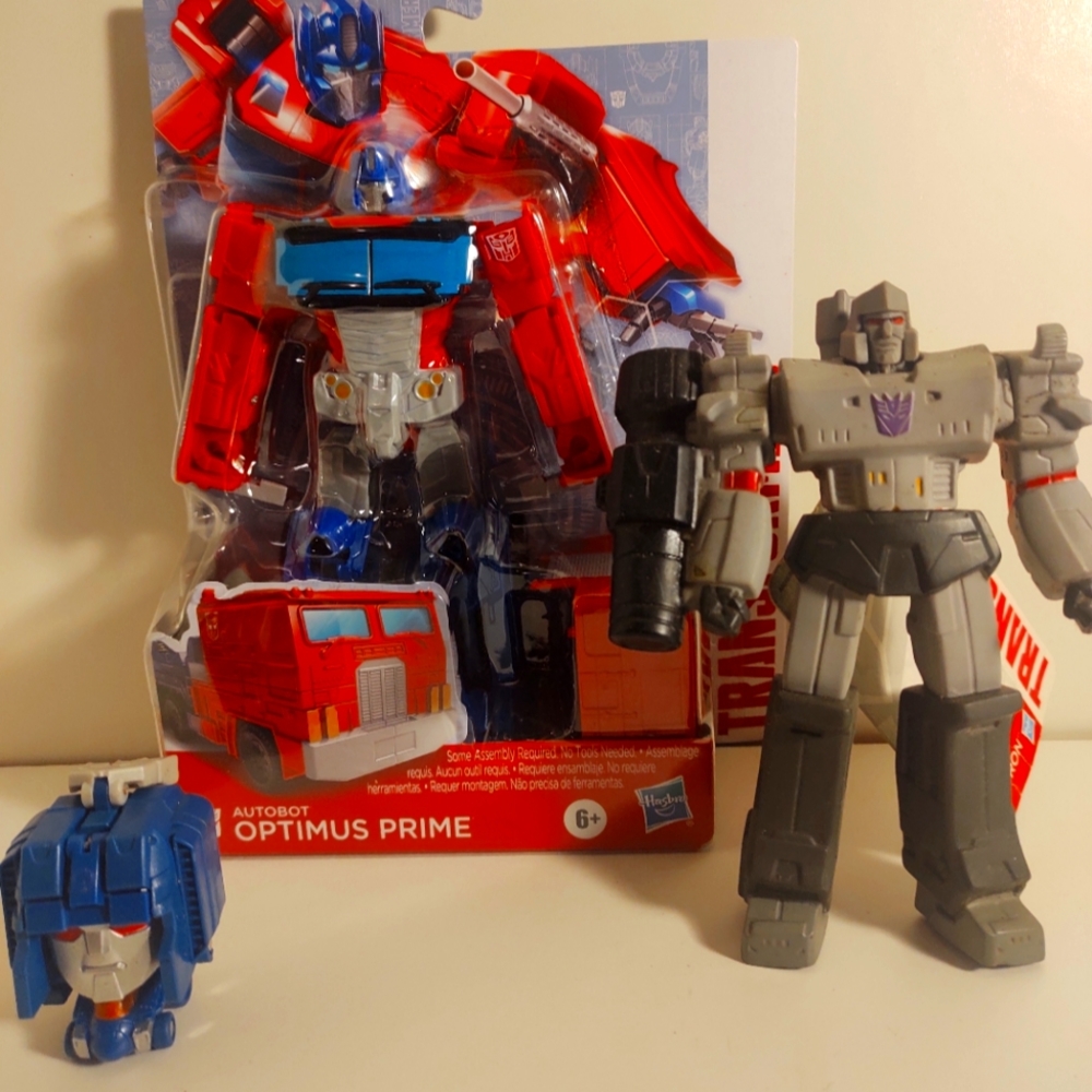 G1 Megatron 6" model Transformer Toy Lot